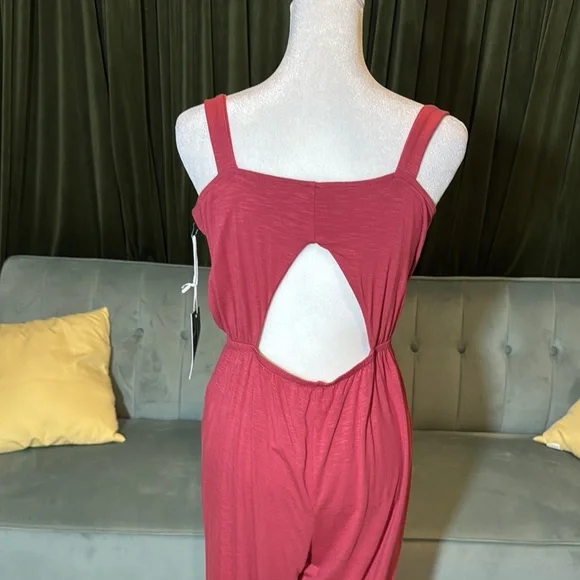 Market & Spruce Red Jumpsuit with Wide-Leg Silhouette - Picture 2 of 2